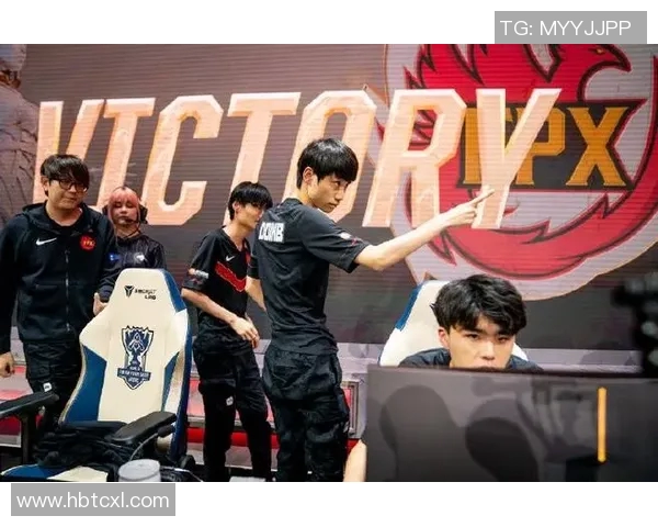 FPX中路突破分析：战术得失与团队协作的深度剖析